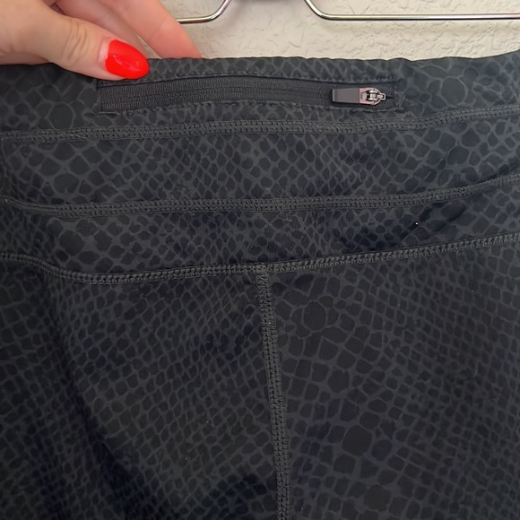 32 DEGREES COOL black snake print leggings - Picture 7 of 8